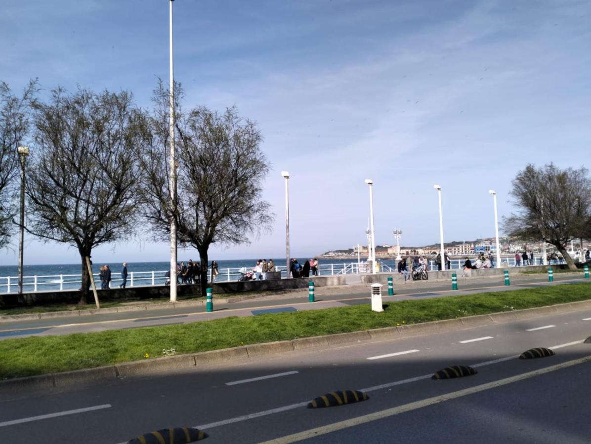 Apartamento El Real Gijon Bagian luar foto